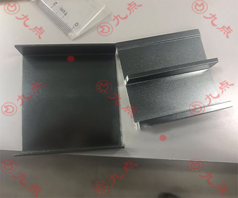不銹鋼粘金屬專用膠水，九點推薦一款固化時間快透明低氣味不發(fā)白快干膠